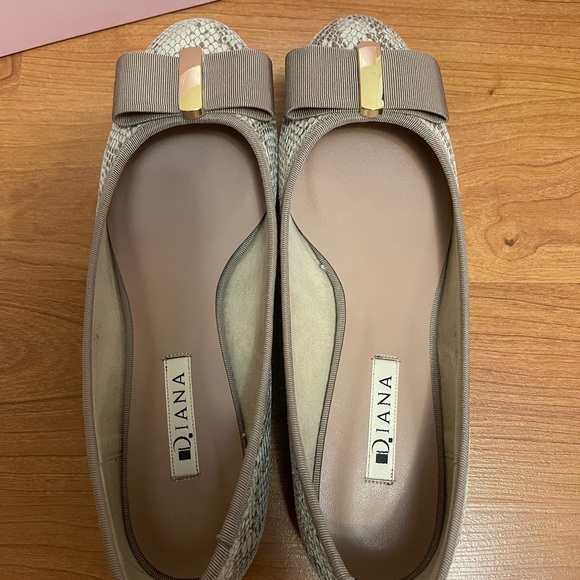 DIANA japanese brand snakeskin flats - Picture 3 of 12